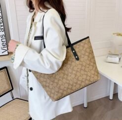 Branded Signature City Tote Bag With Box Edition (CH-1152)